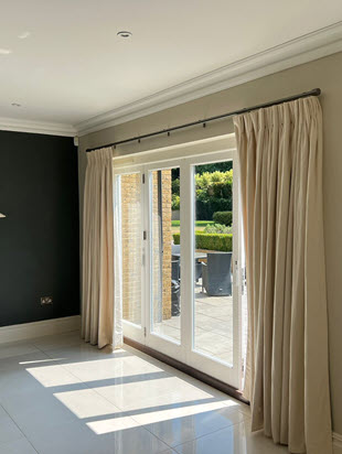 Domestic Curtain Cleaners Bucks
